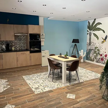 Avec  La Tropicale Casa vacanze *